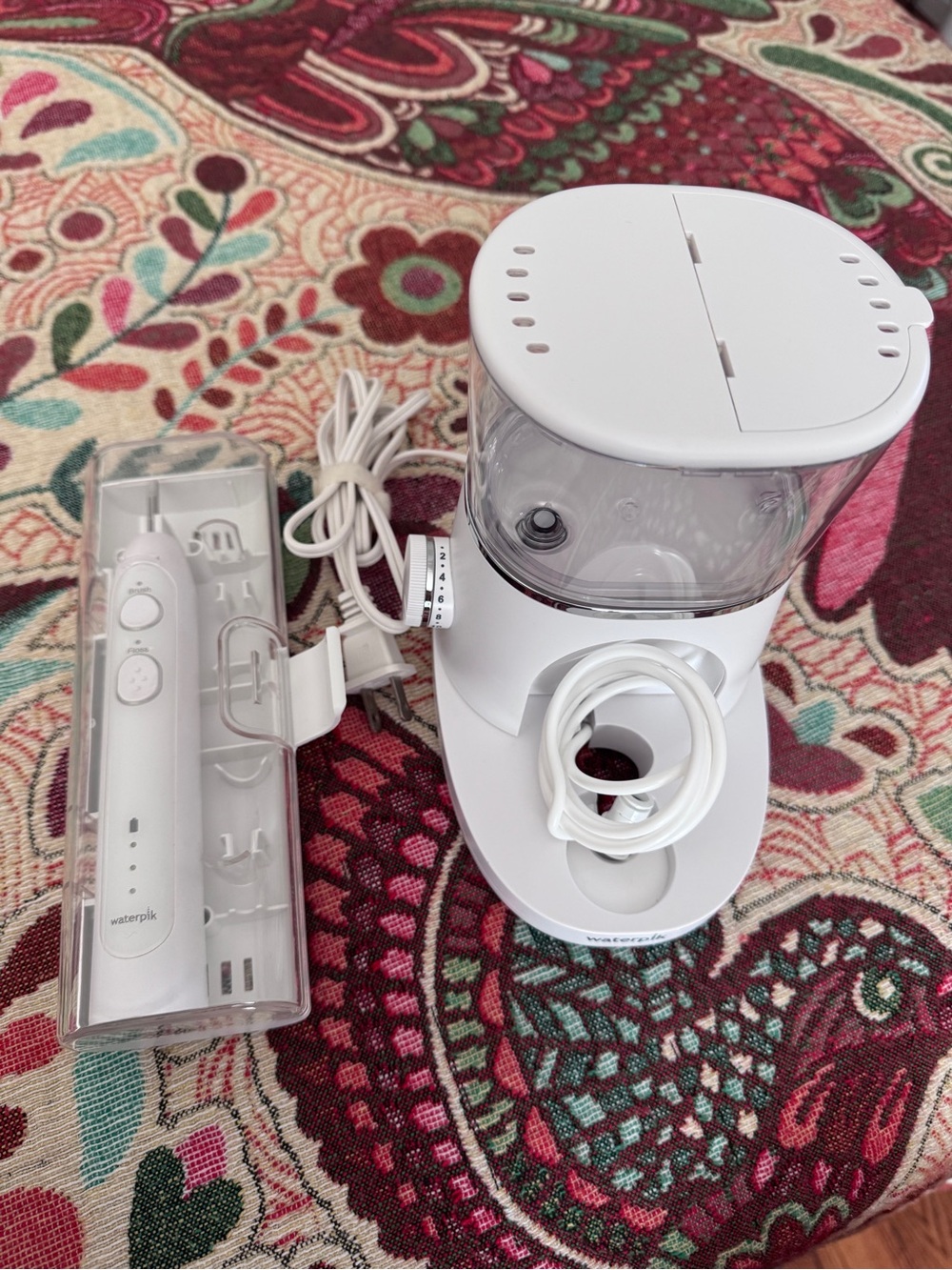 Waterpik Sonic-Fusion Water Flosser Toothbrush System w/ Box – No Brush Head - Picture 4 of 13